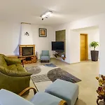 Zerjal Casa de Férias Podnanos